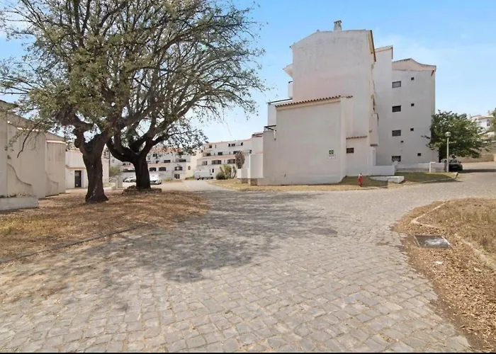 Brand New In Rua Da Oura Apartman