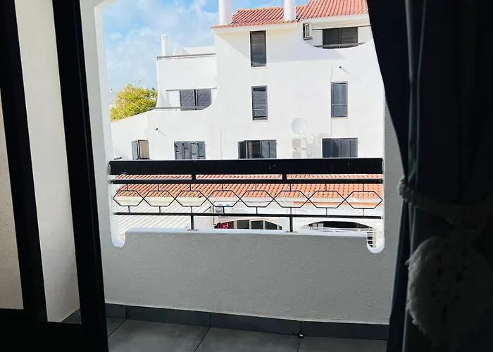 Brand New In Rua Da Oura *
