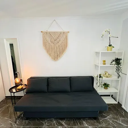 Appartamento Brand New In Rua Da Oura